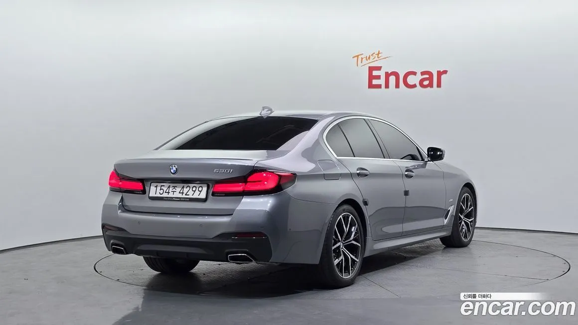 BMW 5-Series 2023 из KR, фото 9