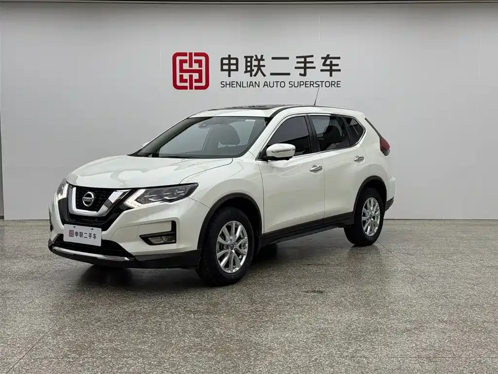 Nissan X-Trail — фото 1