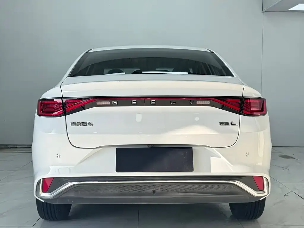 Geely Emgrand L 2022 из CN, фото 2