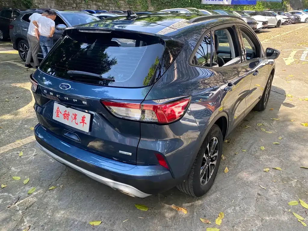 Ford Escape 2023 из CN, фото 9