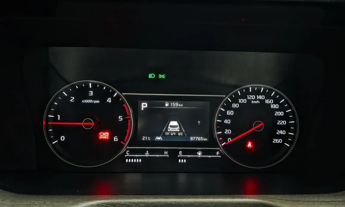 Kia Sorento — фото 8