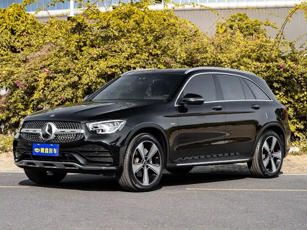 Mercedes-Benz GLC — фото 1