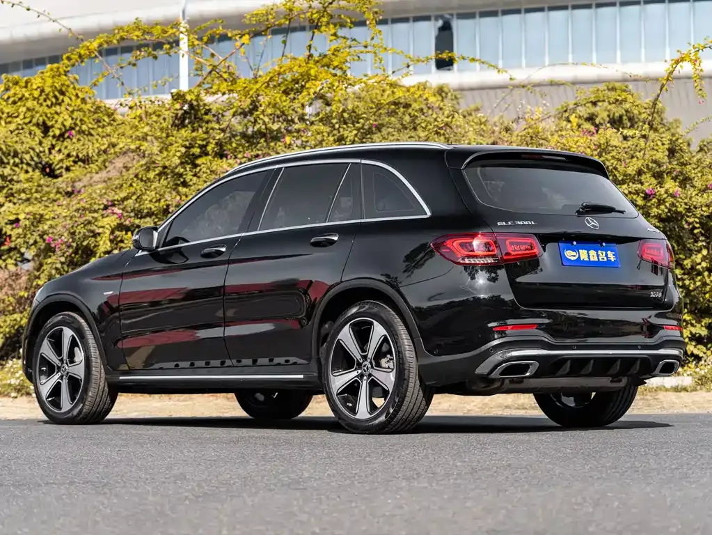 Mercedes-Benz GLC — фото 8