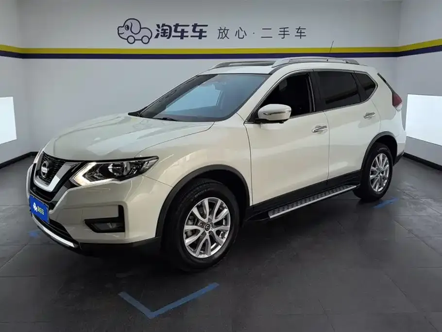 Nissan X-Trail — фото 1