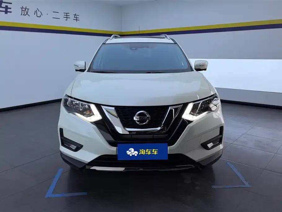 Nissan X-Trail — фото 10