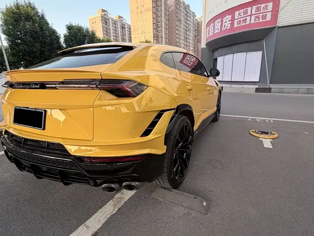Lamborghini Urus — фото 3