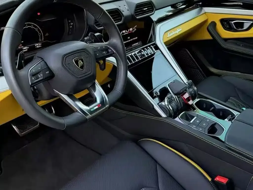 Lamborghini Urus — фото 4