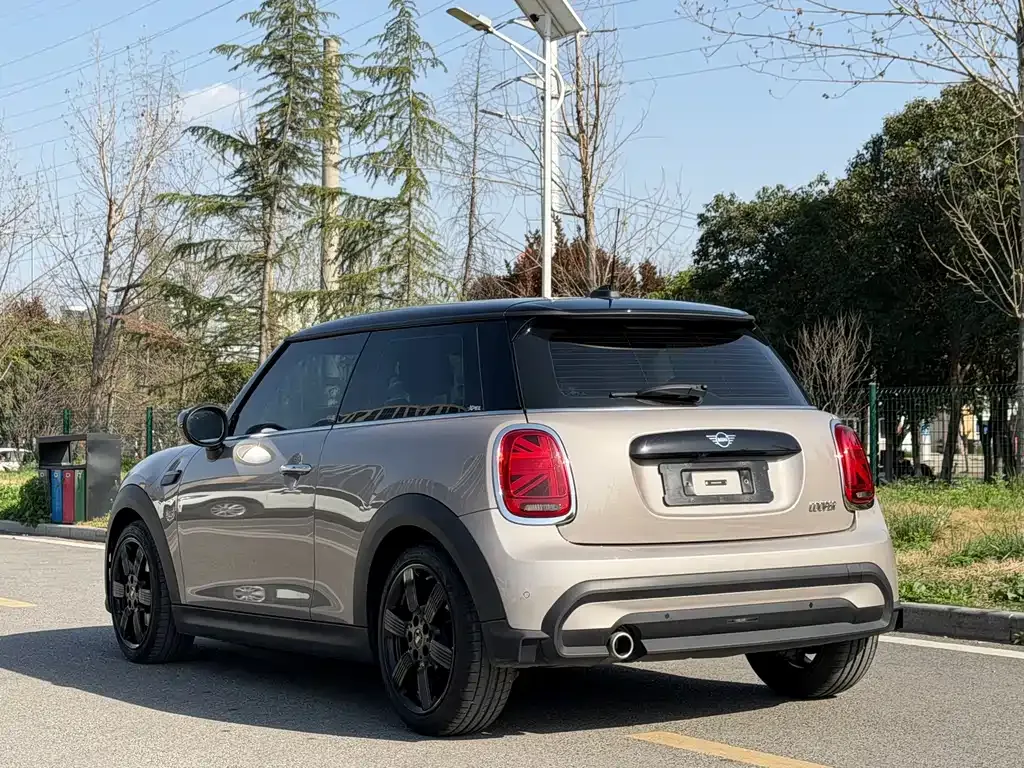 MINI Cooper (3-door) — фото 10