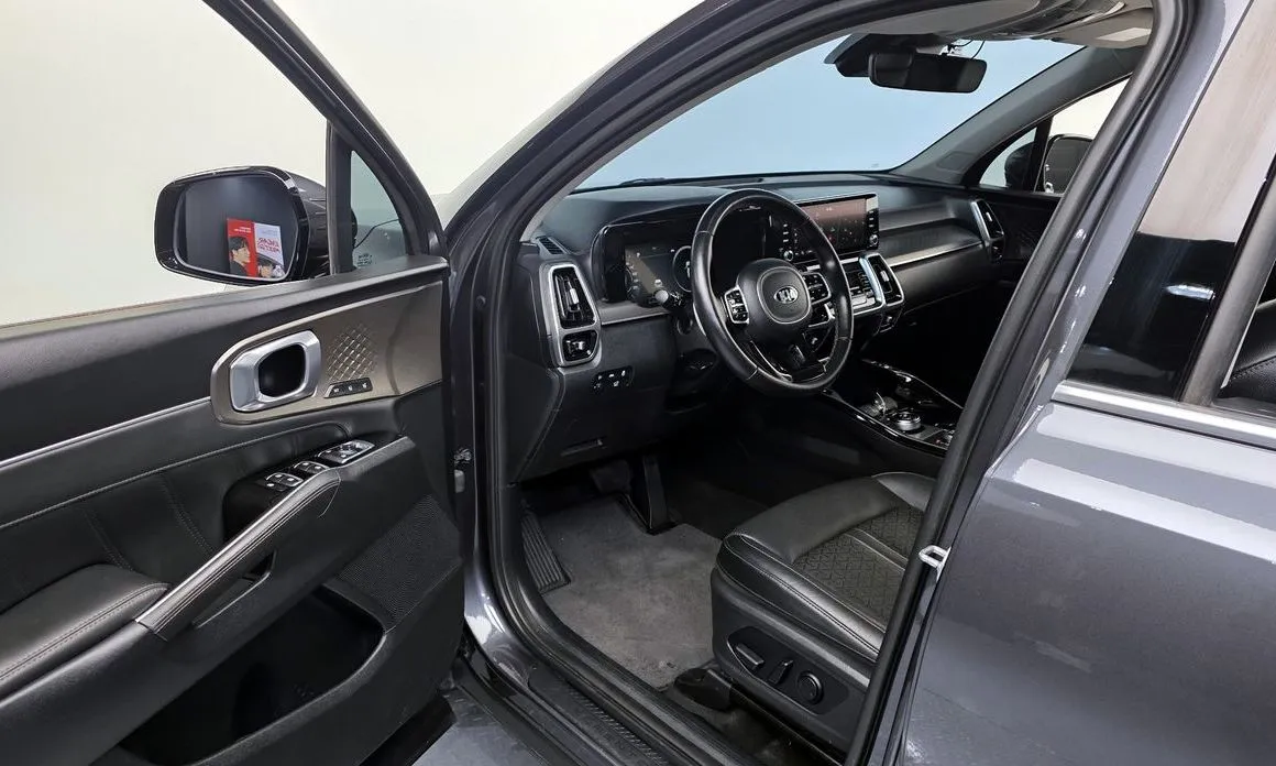 Kia Sorento — фото 5