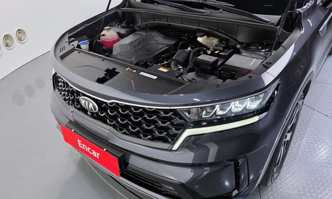 Kia Sorento — фото 10