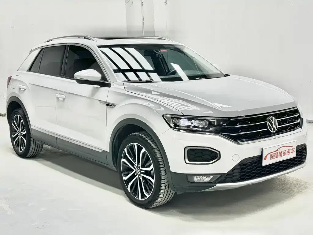 Volkswagen T-Roc — фото 8