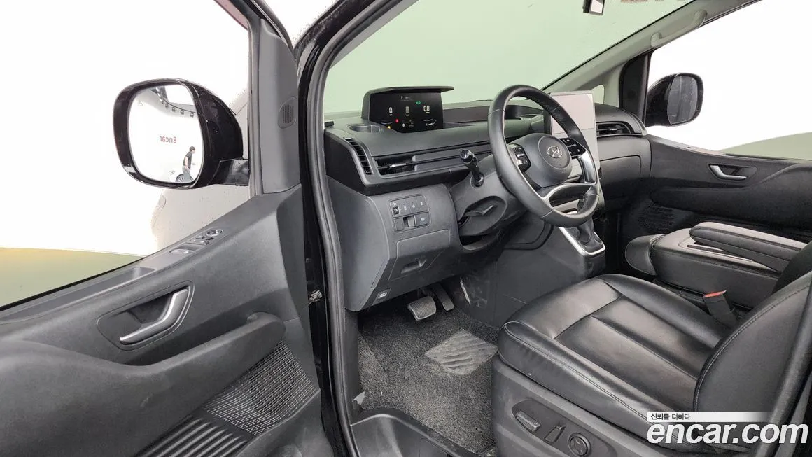 Hyundai Staria 2023 из KR, фото 8