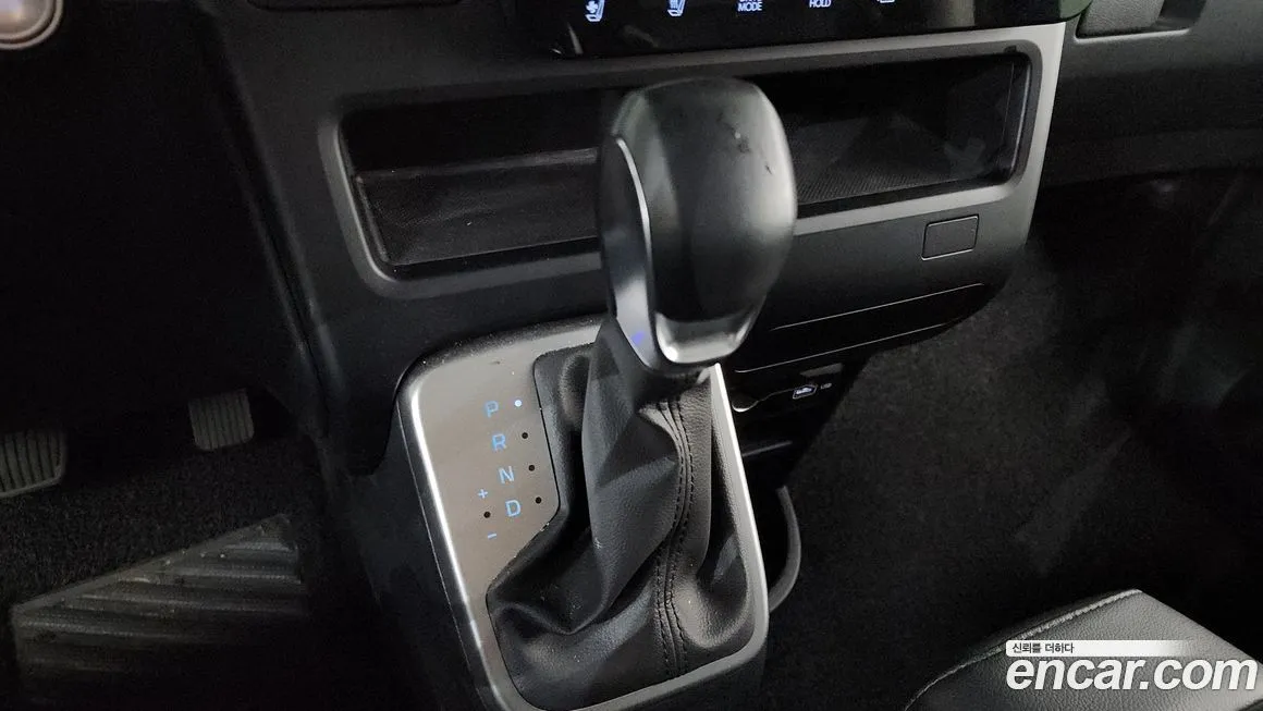 Hyundai Staria 2023 из KR, фото 6