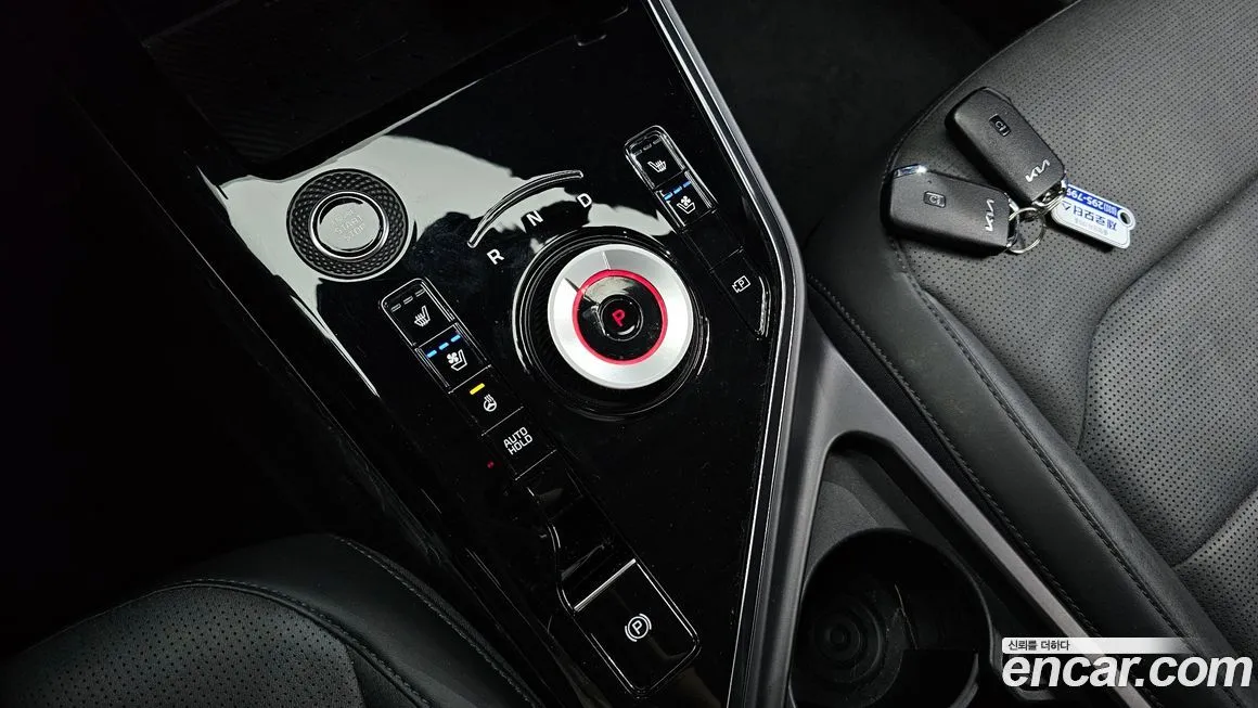 Kia Niro — фото 10