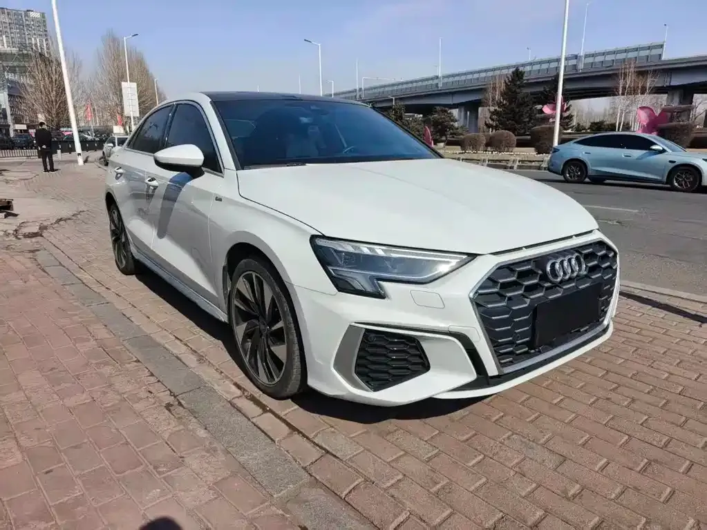 Audi A3 — фото 2