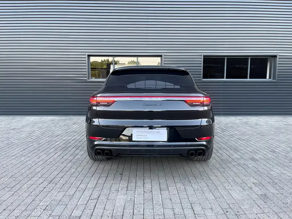 Porsche Cayenne — фото 6