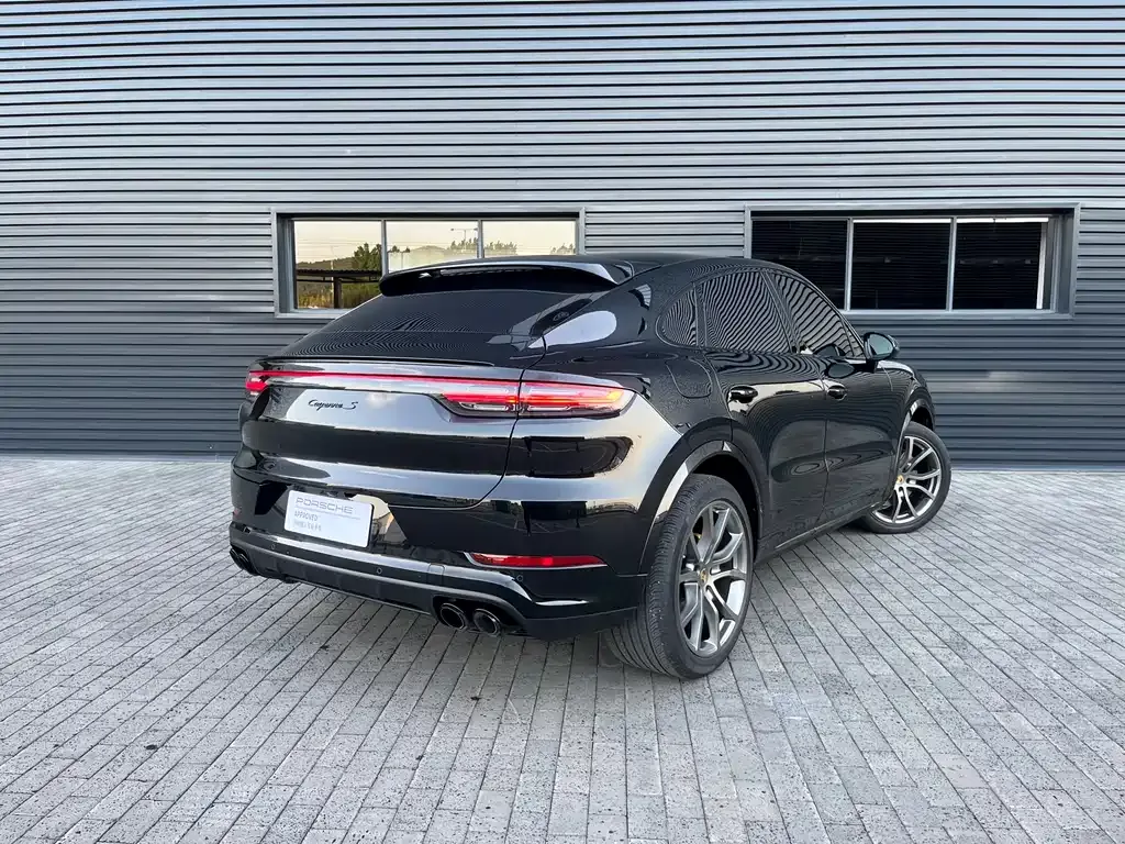 Porsche Cayenne — фото 8
