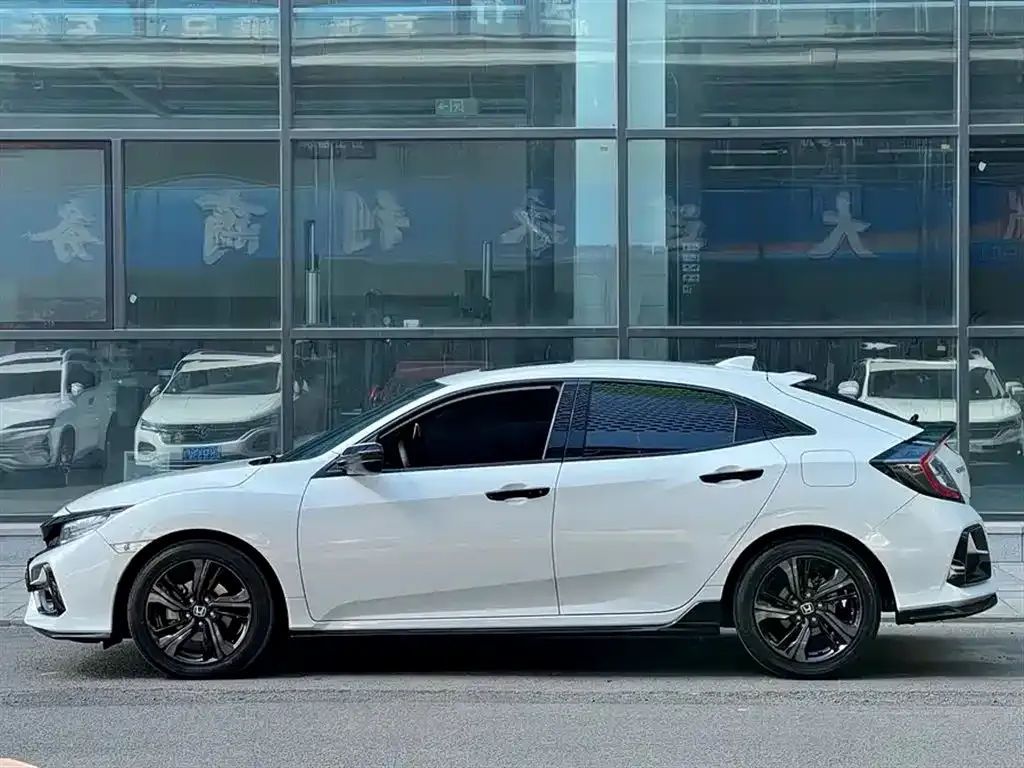 Honda Civic — фото 5