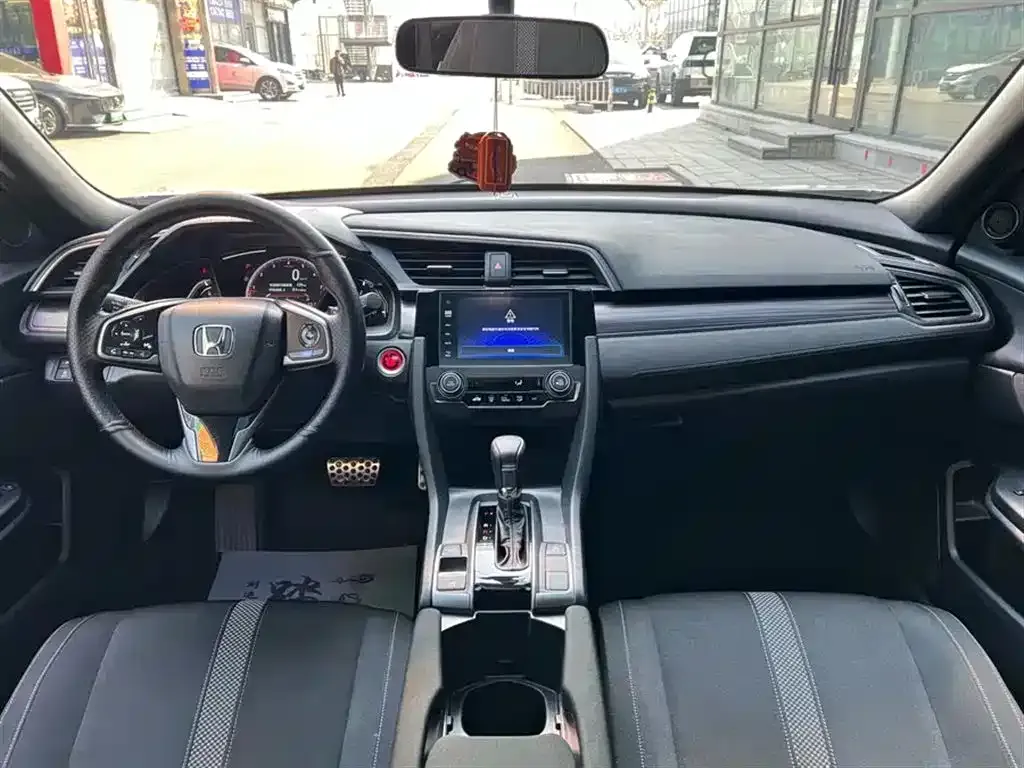 Honda Civic — фото 6