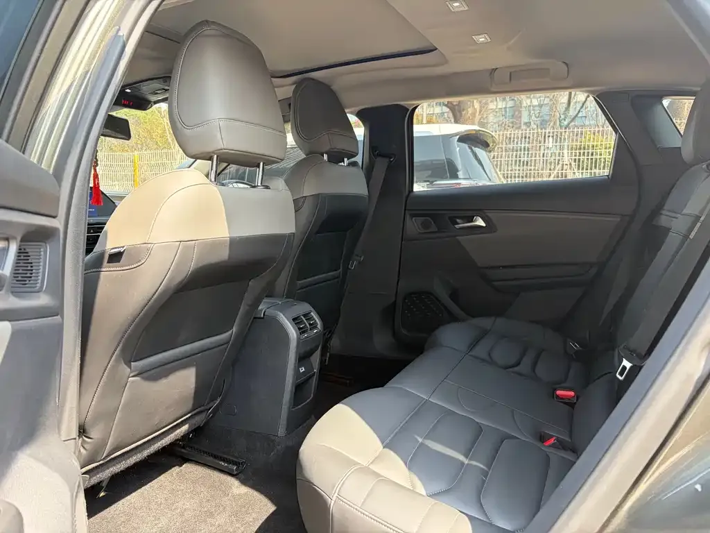 Citroen C5 X 2023 из CN, фото 5