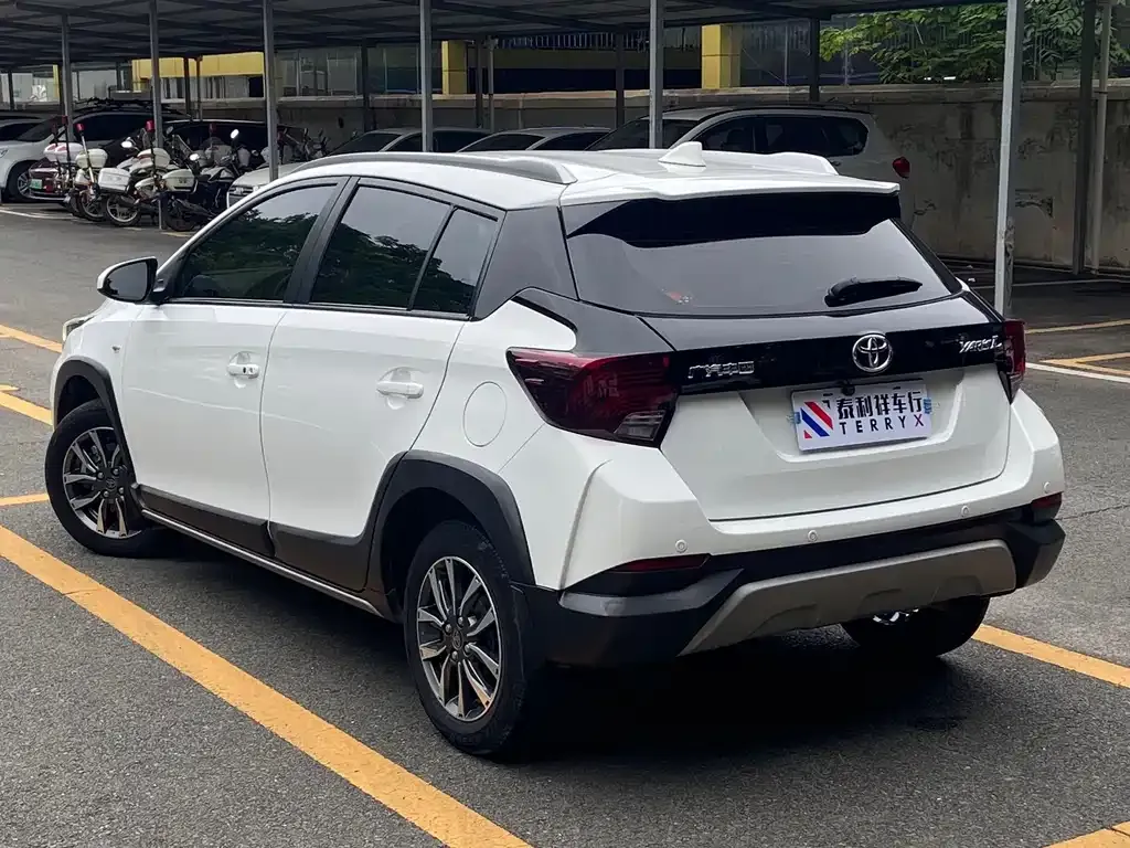 Toyota Yaris L 2022 из CN, фото 4