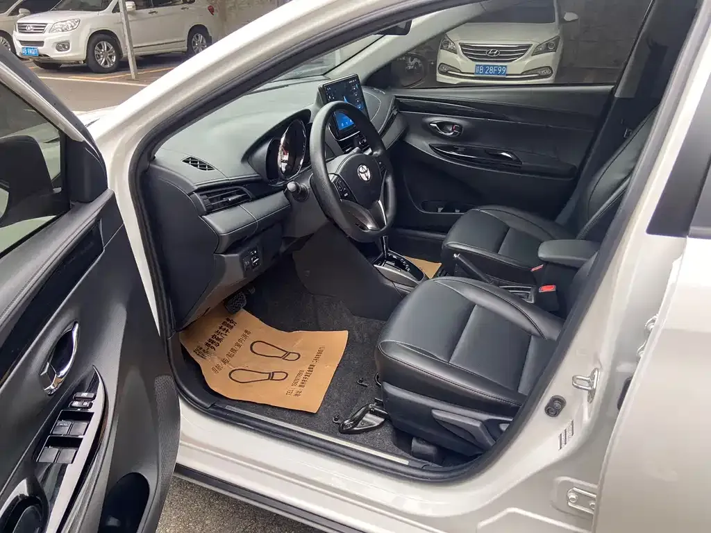 Toyota Yaris L 2022 из CN, фото 3