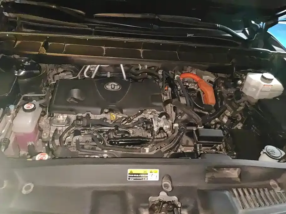 Toyota Highlander — фото 10