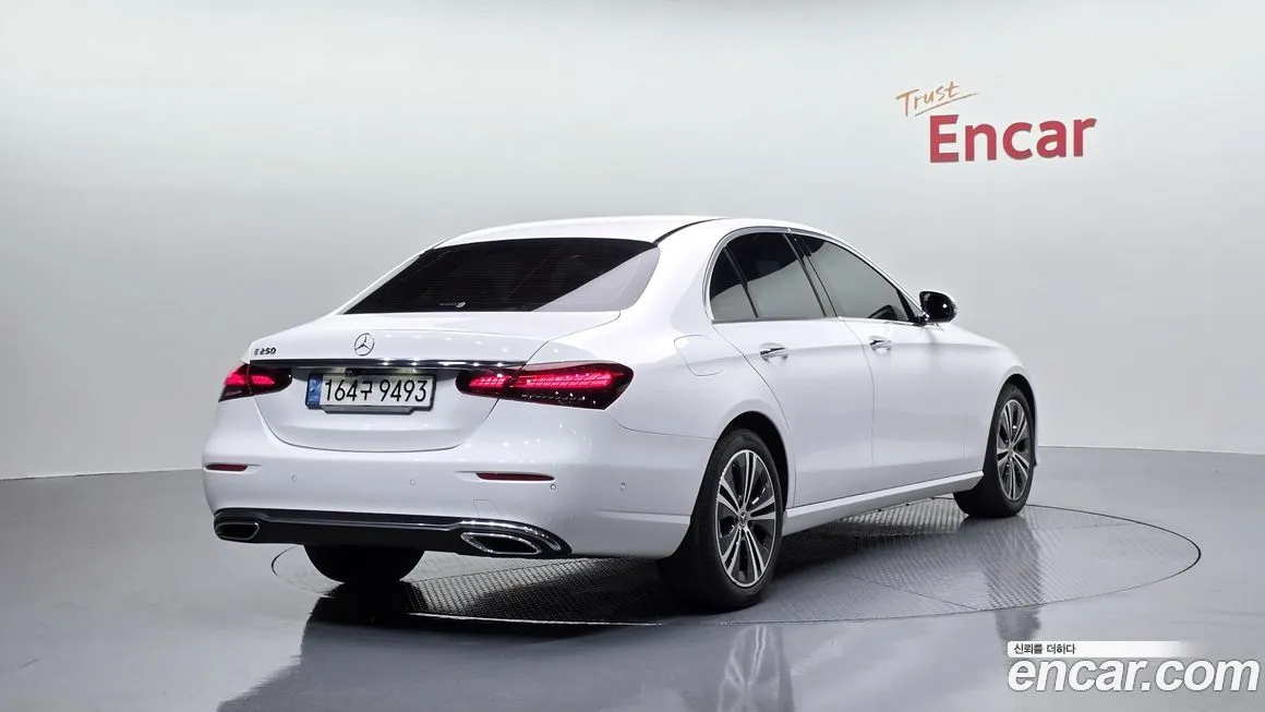 Mercedes-Benz E-Class 2021 из KR, фото 4