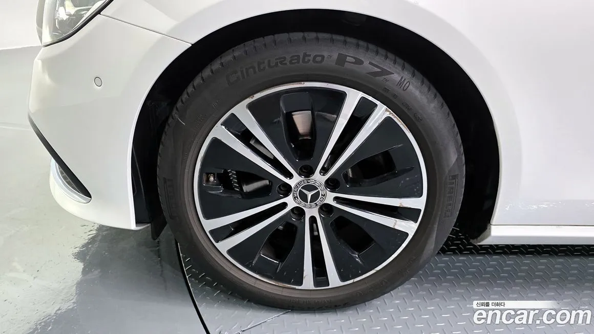 Mercedes-Benz E-Class 2021 из KR, фото 6