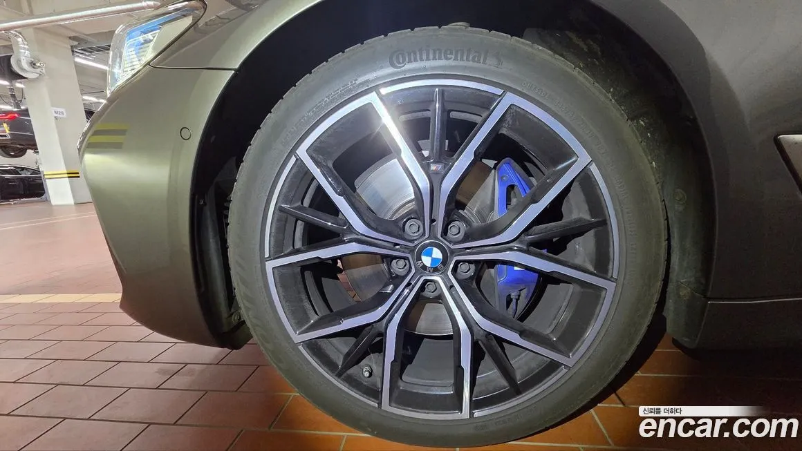BMW 5-Series 2023 из KR, фото 10