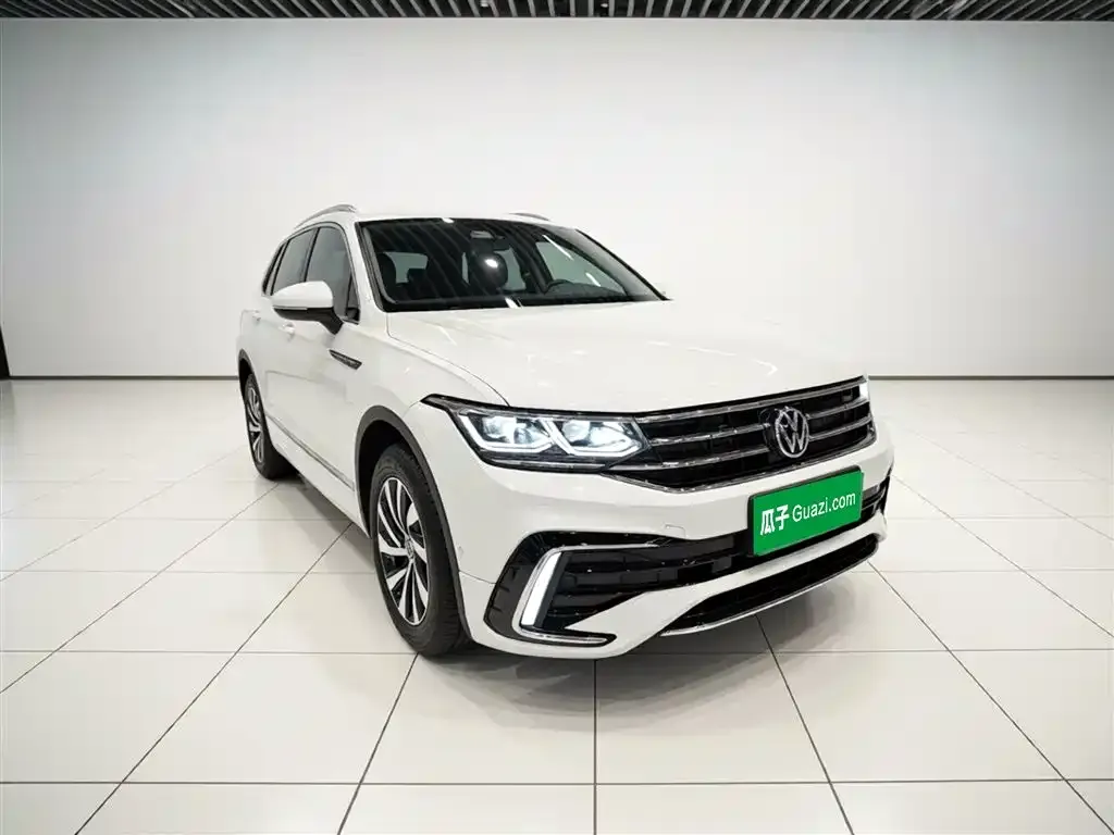 Volkswagen Tiguan L New Energy — фото 4