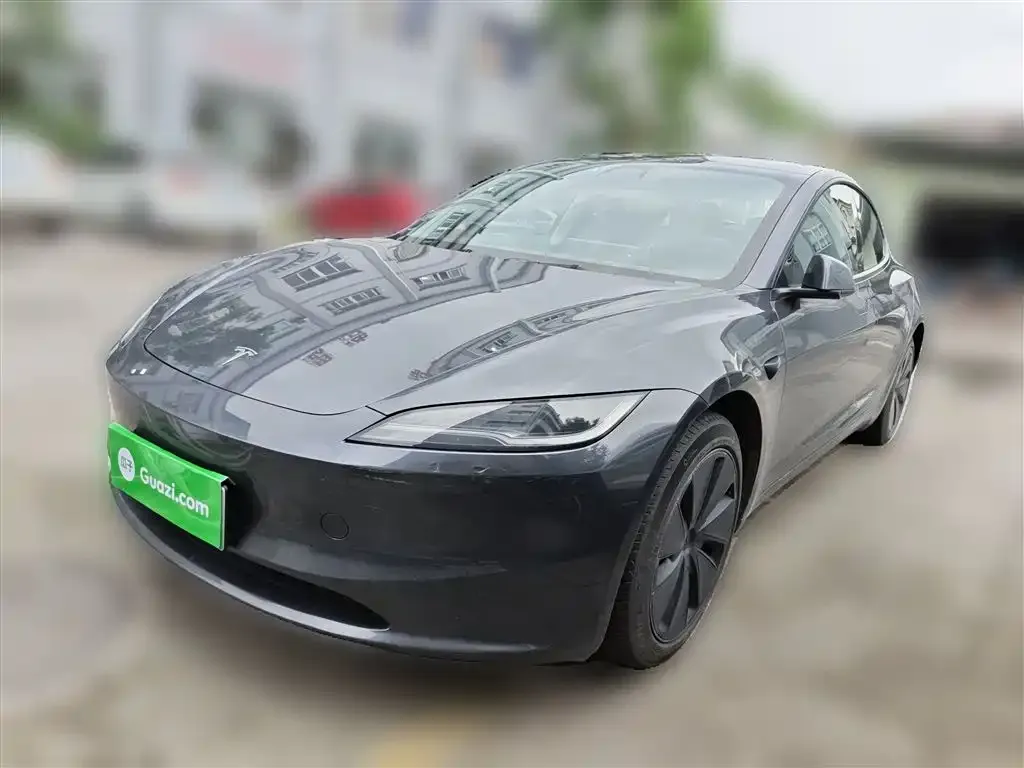 Tesla Model 3 — фото 2