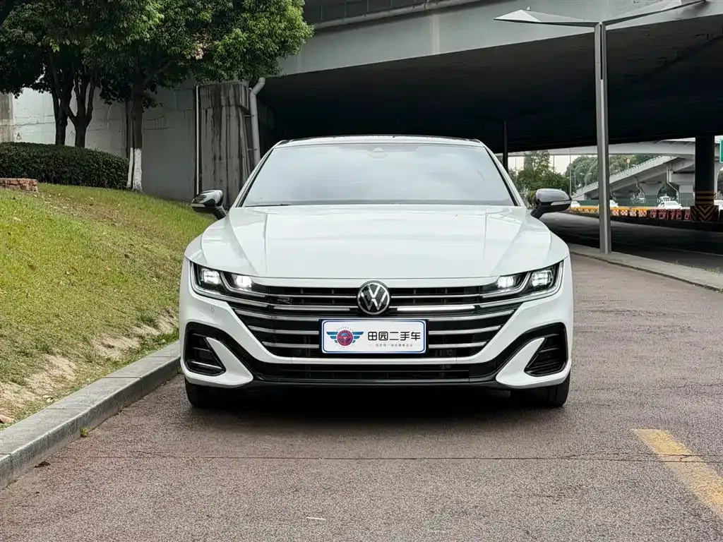 Volkswagen CC — фото 10