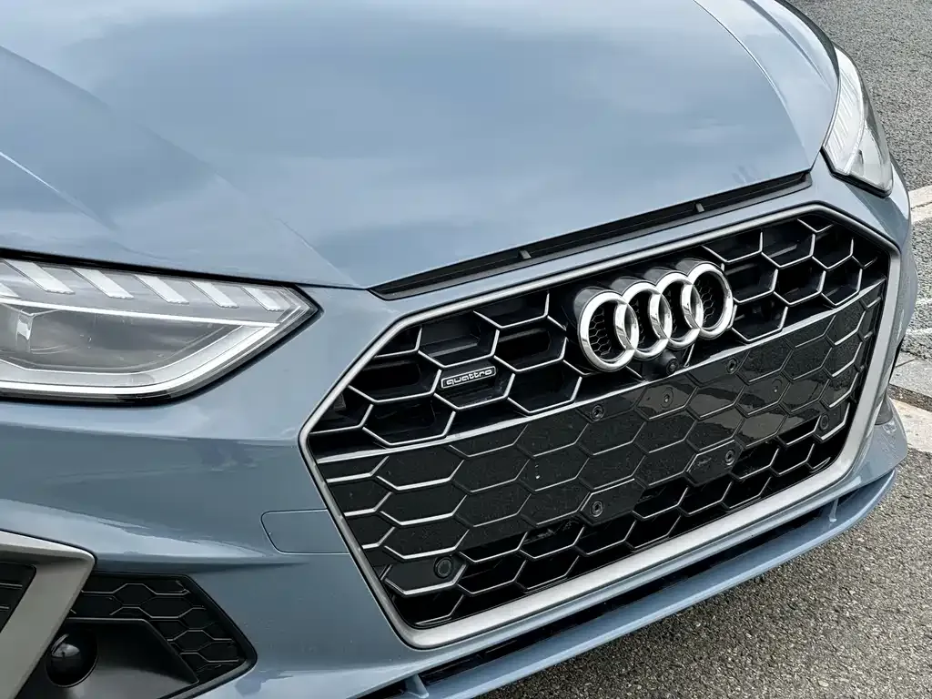 Audi A4L — фото 3