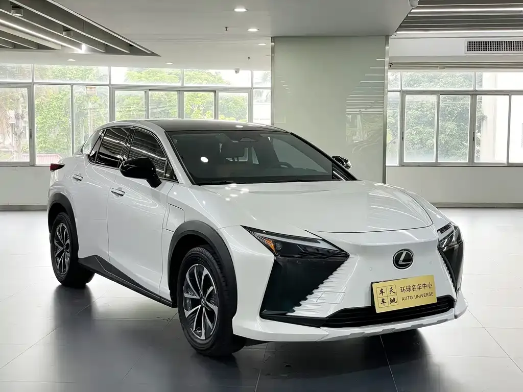 Lexus RZ — фото 7