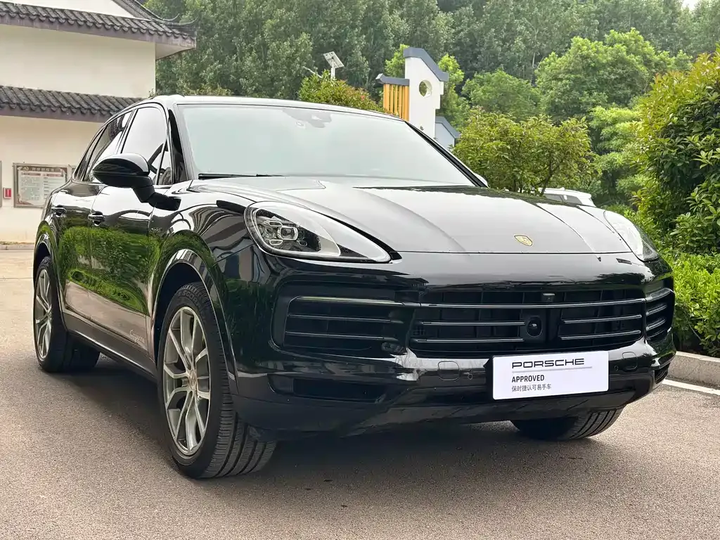 Porsche Cayenne Hybrid — фото 10