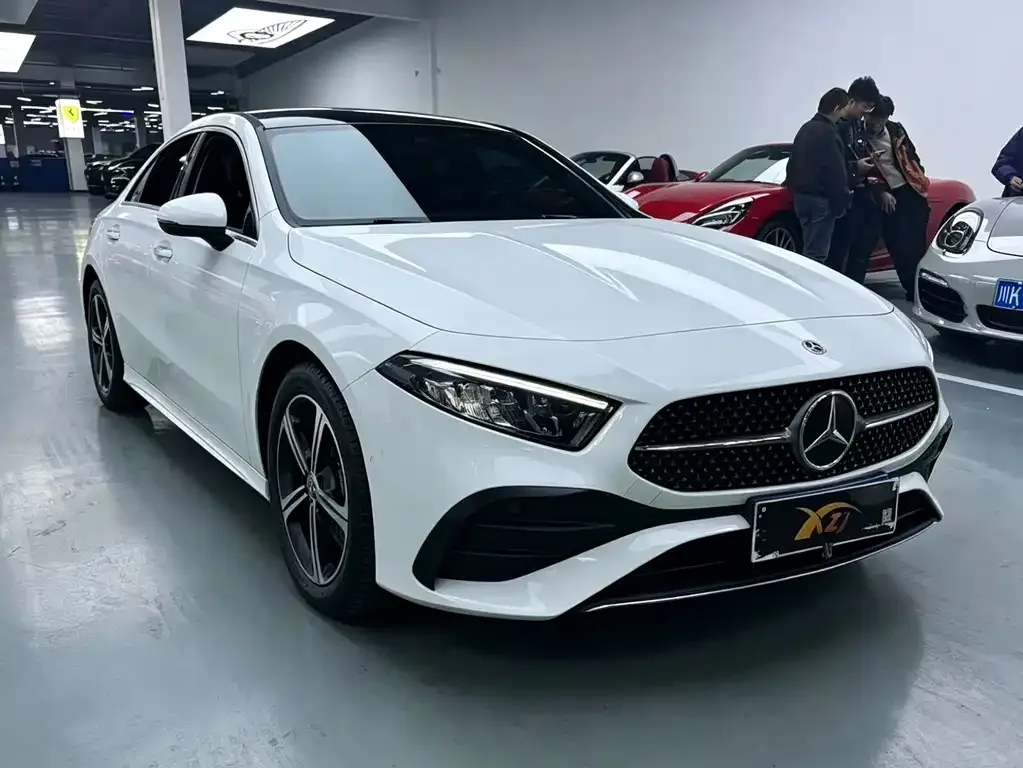 Mercedes-Benz A-Class — фото 8