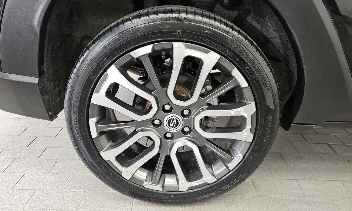 KG Mobility (Ssangyong) Torres 2023 из KR, фото 9