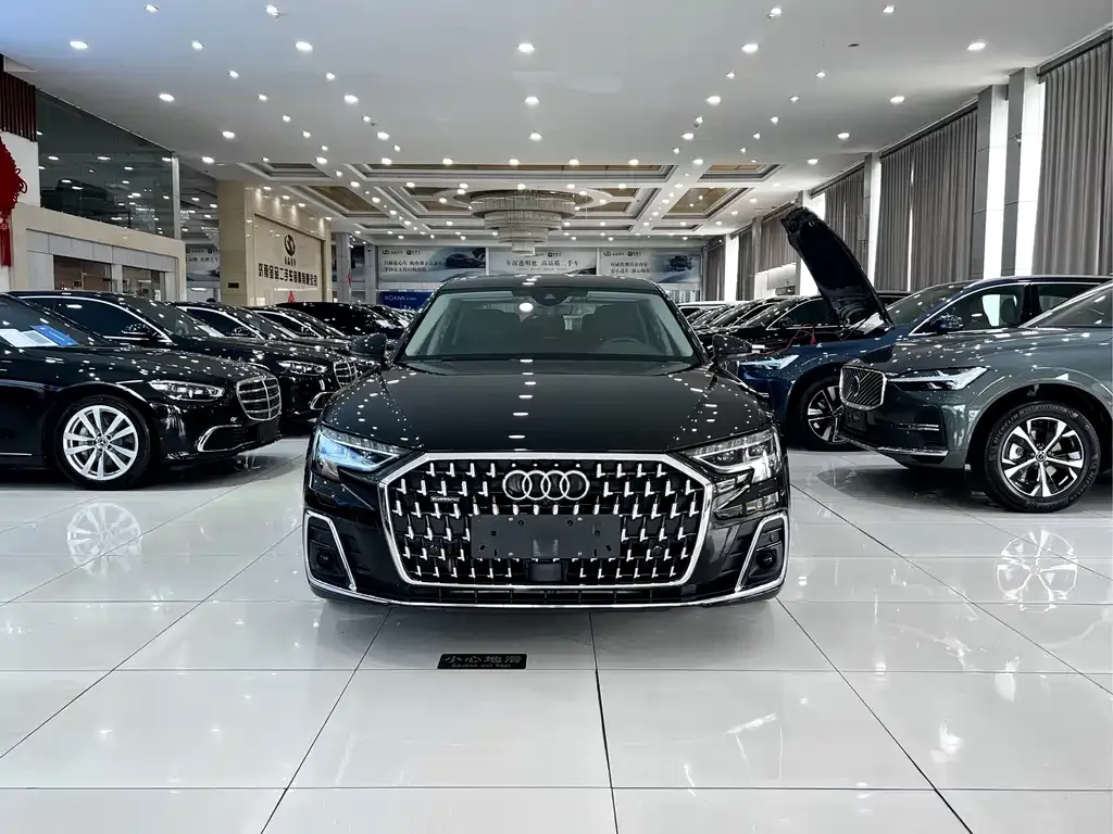 Audi A8 — фото 4