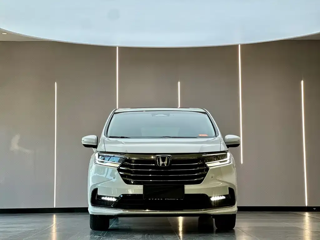 Honda Odyssey — фото 2