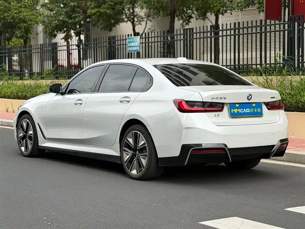 BMW i3 — фото 5