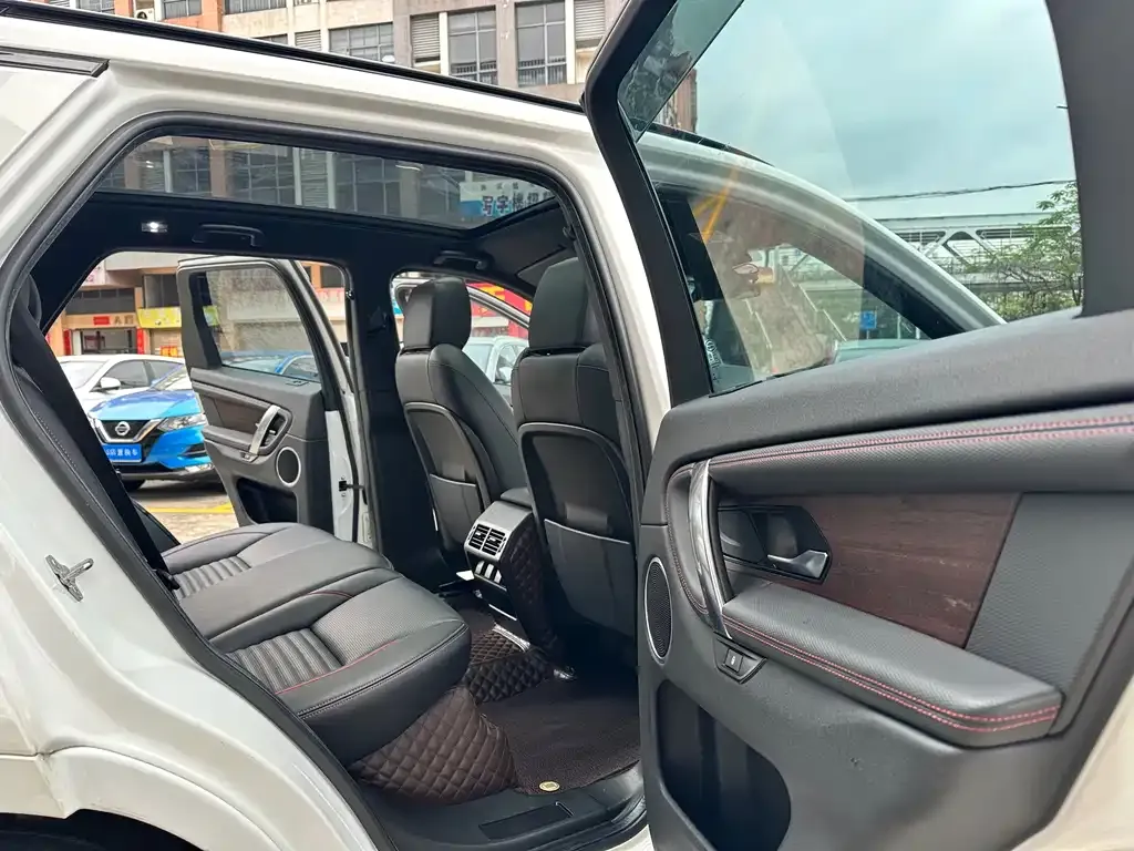 Land Rover Discovery Sport 2021 из CN, фото 2
