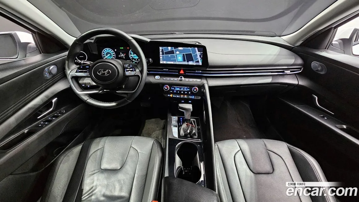 Hyundai AVANTE — фото 8
