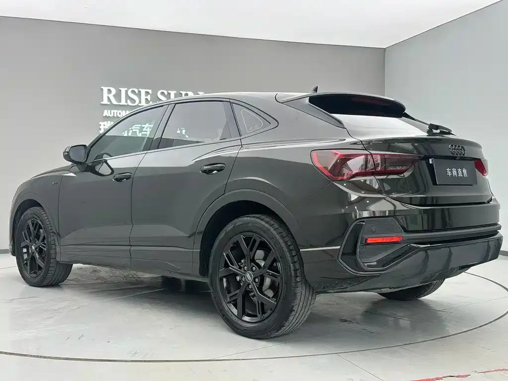 Audi Q3 Sportback 2021 из CN, фото 6