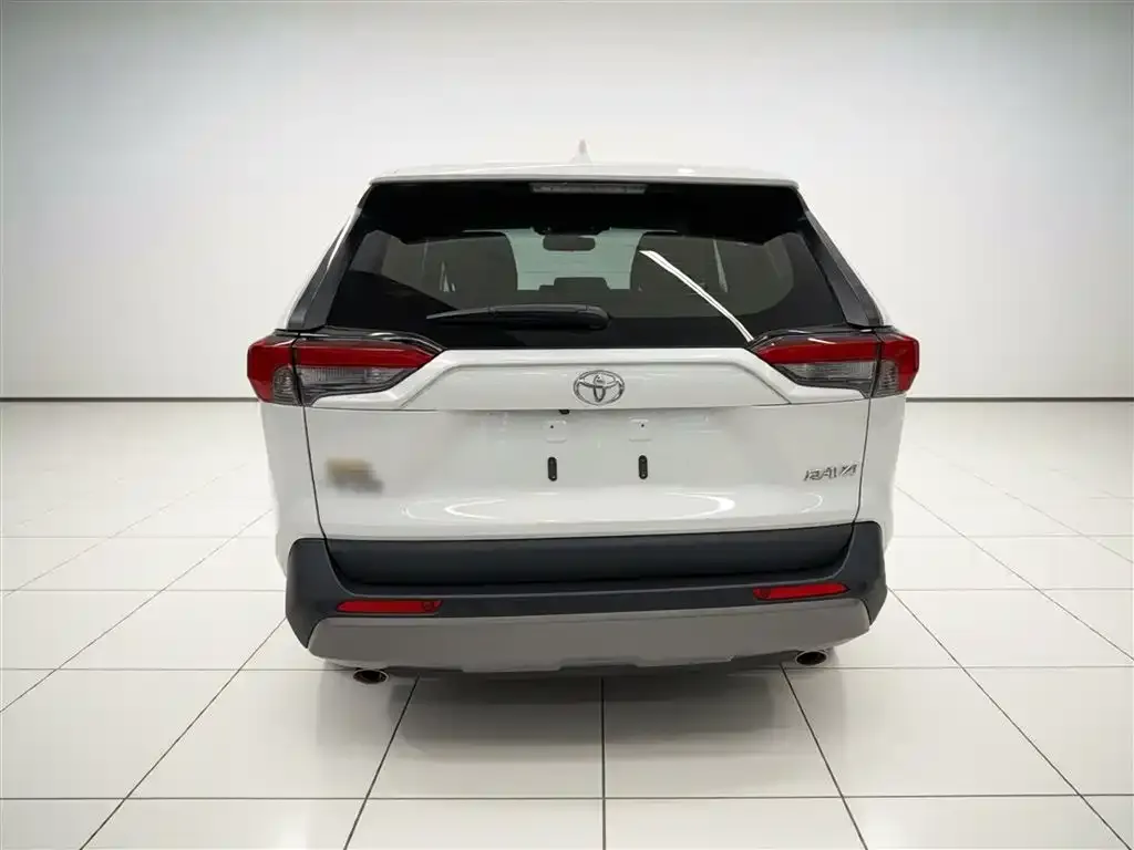 Toyota RAV4 2025 из CN, фото 4