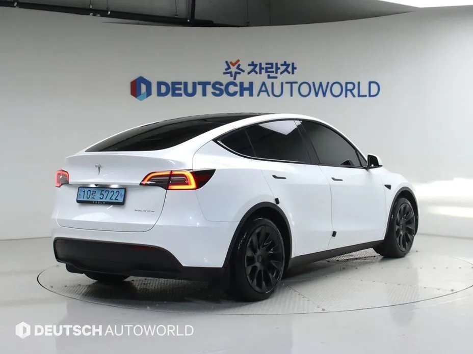 Tesla Model Y 2024 из KR, фото 7