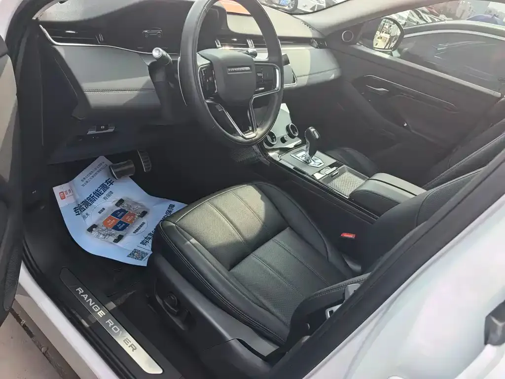 Land Rover Evoque — фото 7