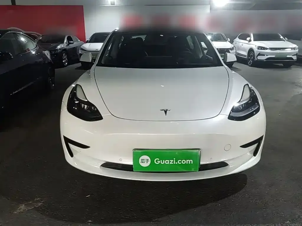 Tesla Model 3 — фото 3