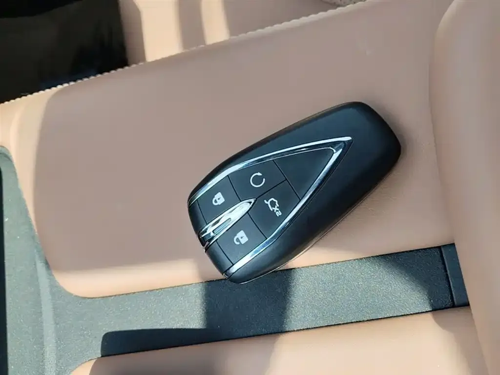 Changan UNI-Z 2026 из CN, фото 3