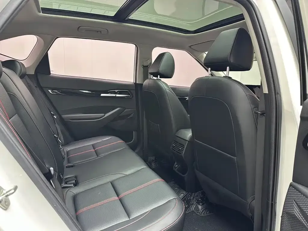 Kia KX3 2021 из CN, фото 5